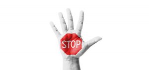 Offene Hand mit Stop-Zeichen